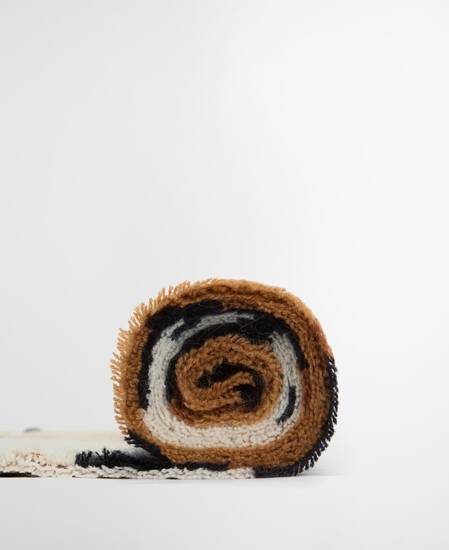 Pendle Beanie & Blair Scarf Gift Set Hessian Navy